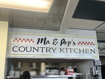 Ma and Pop's Country Kitchen